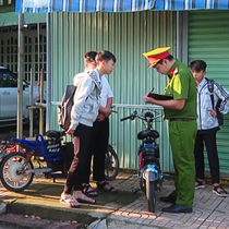 Báo động trào lưu học sinh độ chế xe đạp điện, tìm cách 'qua mặt' lực lượng chức năng