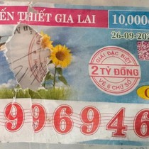 Công ty xổ số phản hồi về tờ vé số trúng độc đắc 2 tỉ bị rách một lỗ ở giữa