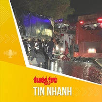 Tin tức sáng 22-2: Xe khách giường nằm văng vào xe đầu kéo trên quốc lộ, 6 người chết