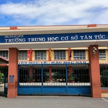 37 người nhập viện sau khi ăn bánh mì, nghi do ngộ độc thực phẩm