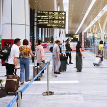 Nhà ga T3 Tân Sơn Nhất hoạt động, hành khách lỡ chuyến vì... đi nhầm