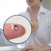 Mỹ phát triển thành công máy tạo nhịp tim nhỏ hơn hạt gạo