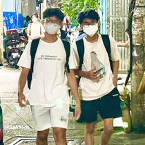 Lý do cấm giáo viên dạy thêm với học sinh chính khóa