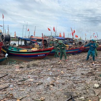 Bão số 5 áp sát miền Trung, ngư dân Hà Tĩnh khẩn trương ứng phó