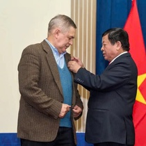 Chuyên gia tiếng Việt đầu tiên của Liên Xô là ai?