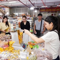Nhiều hộ kinh doanh vẫn 'đau đầu' sau nửa tháng áp dụng thuế kê khai