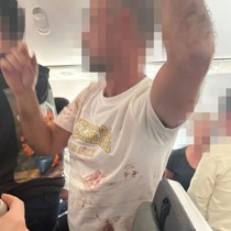 Diễn biến vụ cơ phó tấn công cơ trưởng trên máy bay Flydubai của UAE qua lời kể hành khách