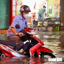 Ô tô, xe máy hư hỏng do ngập nước có được bảo hiểm đền bù?
