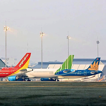 Đề xuất chậm chuyến bay từ 2 giờ trở lên phải phục vụ hành khách ăn uống
