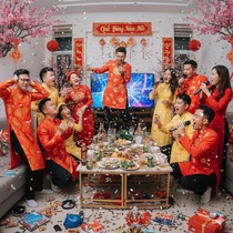 Karaoke ngày Tết: Vui nhưng đừng làm phiền nhau!