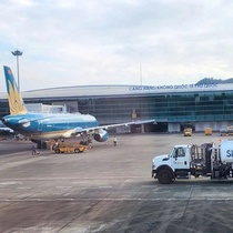 Các hãng hàng không ứng phó thế nào trước áp lực giá xăng dầu tăng?