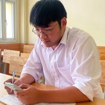 Lý do nam sinh Đặng Minh Hiếu 7 lần dự thi tốt nghiệp THPT