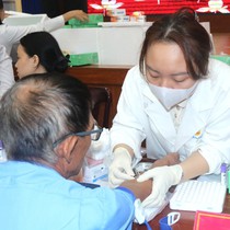 Xác định ADN liệt sĩ: Vì sao có trường hợp phải lấy mẫu con em gái ruột thay vì con ruột?