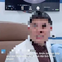 Rộ việc bác sĩ livestream đọc, trả lời bình luận ngay lúc khám bệnh: Luật sư nói gì?