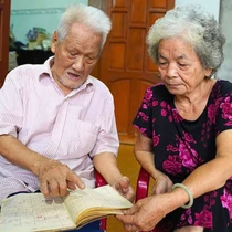 Từ cuốn sổ của y sĩ 96 tuổi, những liệt sĩ đang dần trở về với gia đình 