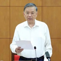 Tổng Bí thư, Chủ tịch nước: Quy định mới phải giúp đảng viên yên tâm cống hiến, kinh doanh đúng pháp luật