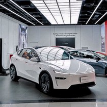 Thị trường xe điện Việt Nam nóng lên khi Tesla chính thức 'đổ bộ'