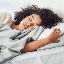 Tại sao nhiều người nói mớ trong lúc ngủ?