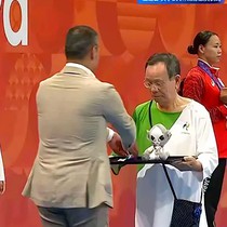 Vì sao Nhật Bản không dùng tình nguyện viên Asiad trẻ đẹp như Trung Quốc?