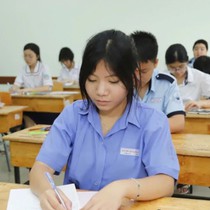Bỏ tiếng Anh khỏi kỳ thi vào lớp 10, học sinh và giáo viên lo gì?