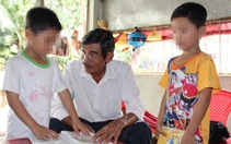 Sự thật lớp 2 'trường chuẩn quốc gia' không đọc được chữ nào