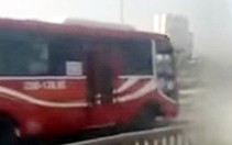 Xác minh xe khách lao vun vút ngược chiều trên đường vành đai 3 Hà Nội