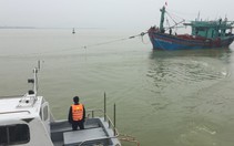 Cứu 16 ngư dân Bình Định trên tàu cá gặp nạn