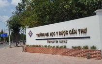 Hàng trăm sinh viên chết đứng vì thủ quỹ ôm học phí đi... làm ăn