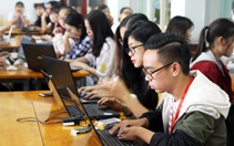 Sinh viên ĐH Quốc gia TP.HCM đi học trở lại từ 18-5