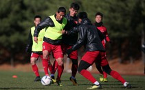 Tuyển VN thua CLB Seoul E-Land 0-2 trước khi rời Hàn Quốc