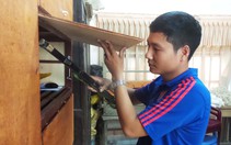 Vừa đứng lớp vừa cầm cự