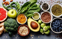 Thực phẩm chống viêm cho người bị đa xơ cứng