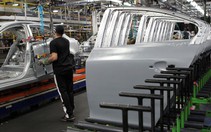 Ông Trump tính tăng thuế nhập khẩu ôtô để bảo vệ việc làm