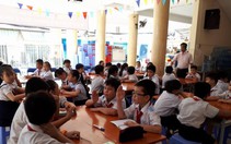 Cô giáo phạt học sinh tự tát vào mặt vì nói chuyện
