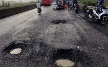Làm rõ tai nạn chết người vì sụp ‘ổ voi’ trên quốc lộ 1