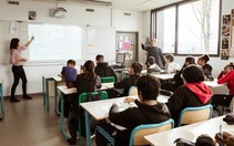 Pháp dạy học trò phân biệt tin giả trên mạng