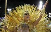 Choáng ngợp với Carnaval Rio đầy màu sắc và quyến rũ