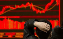 Chứng khoán 'tắm máu' từ Mỹ sang Á, Âu