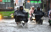 Hết mùa mưa, vì sao Sài Gòn âm u?