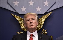 Ông Trump đòi không kích Nga và Iran nhưng bị can ngăn?