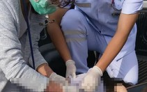 Bị cô giáo bỏ quên trên xe hơi, bé gái Thái Lan chết ngạt