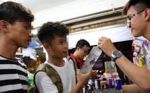 Cấm học sinh chia tay bằng rượu bia