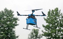 Trung Quốc sử dụng máy bay không người lái để giao thức ăn