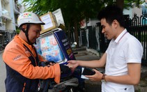 Sinh viên làm thêm kiếm chục triệu trước khi nghỉ Tết
