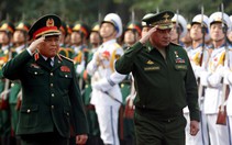 Liệu VN có thể không vướng trong quan hệ với Mỹ và Nga?