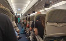 Vietnam Airlines nói máy bay 'vút lên 2 lần' do thời tiết