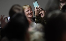 Hậu cần Mỹ tung đủ chiêu trò đánh lừa để đưa ông Trump đi Afghanistan