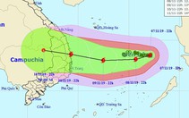 Bão số 6 đang tiến vào Nam Trung Bộ, một bão khác 'lăm le' xuất hiện