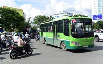 Tìm hướng tháo gỡ khó khăn cho xe buýt