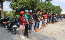 Hẹn đua xe qua mạng xã hội, 79 'quái xế' cùng dắt xe vô công an